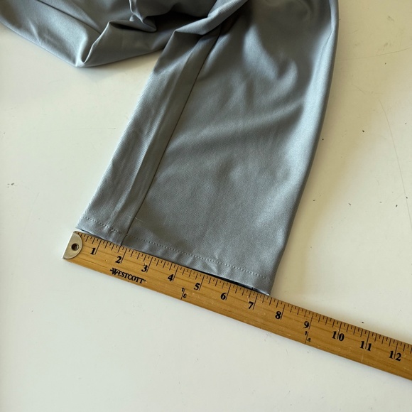 Greg Norman The Ultimate 5 Pocket Traveler Golf Pants Mens 32 x 34 Light Gray - Picture 7 of 7
